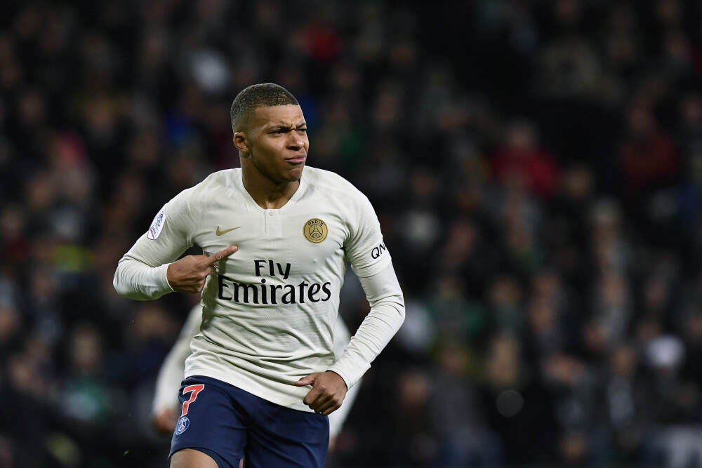 很多贫穷家庭都有一个共性:不是不够努力,而是每一代都要重新出发